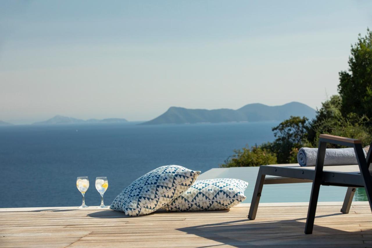 Blooms Of Sivota Bay - Luxury Villas With Private Heated Pool Exterior foto